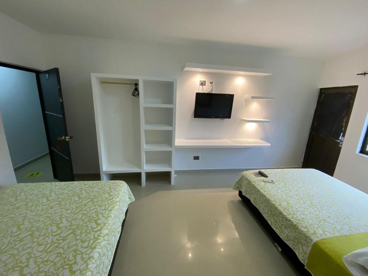 Hotel Los Paisas Mitu Zewnętrze zdjęcie